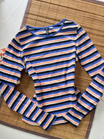 Load image into Gallery viewer, H&amp;m Pre Winter Top-Bust 34 to 36
