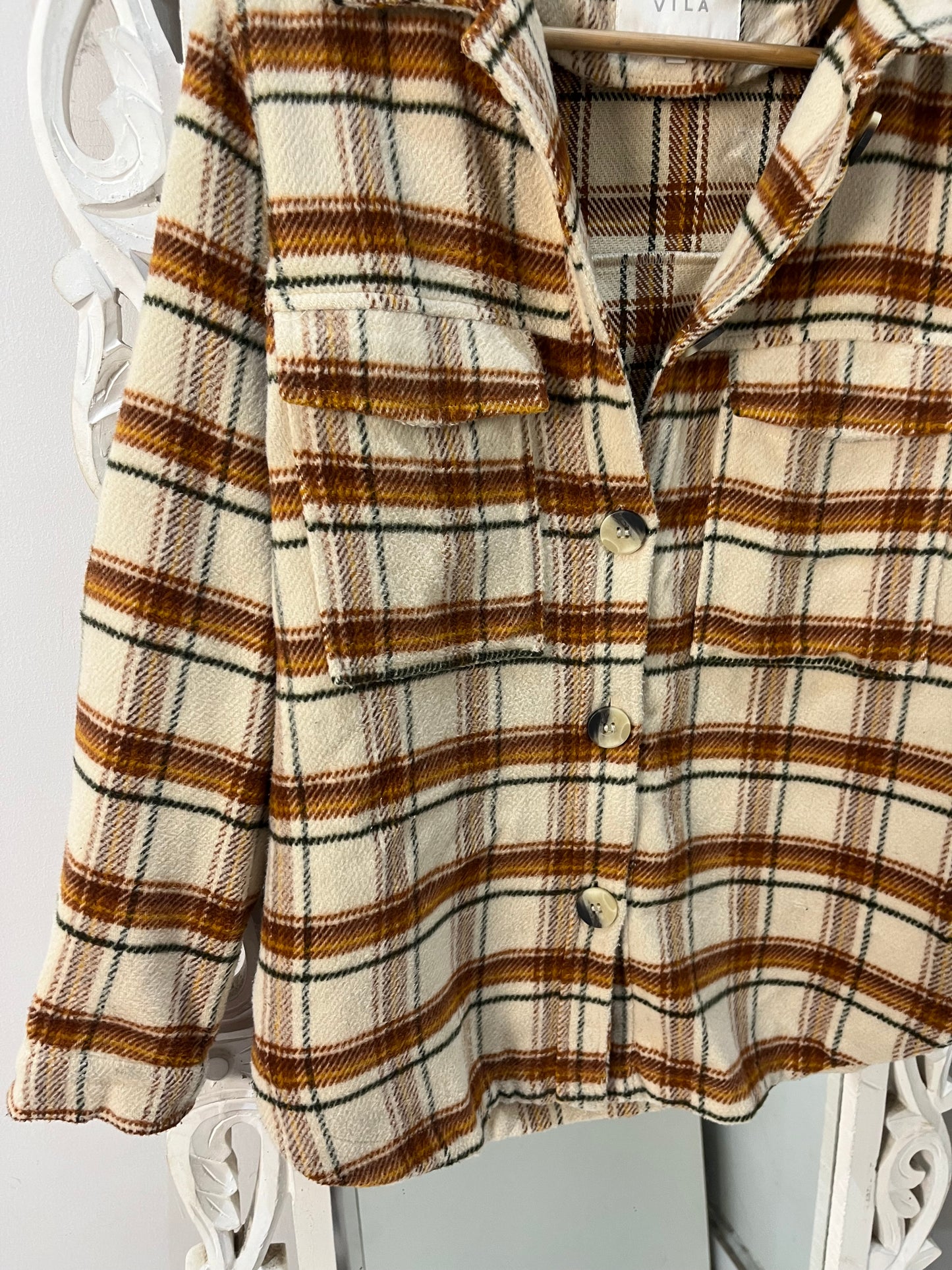 Vila Super Thick Shacket-Chest 42