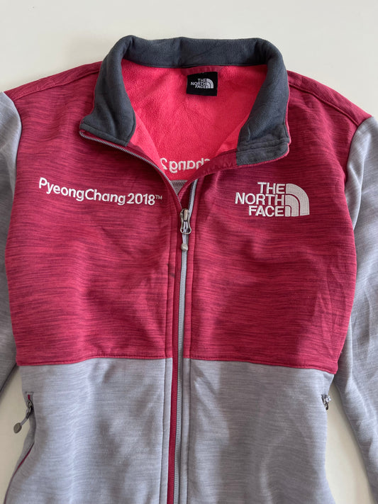 The North Face Vintage Zipper-Bust 40