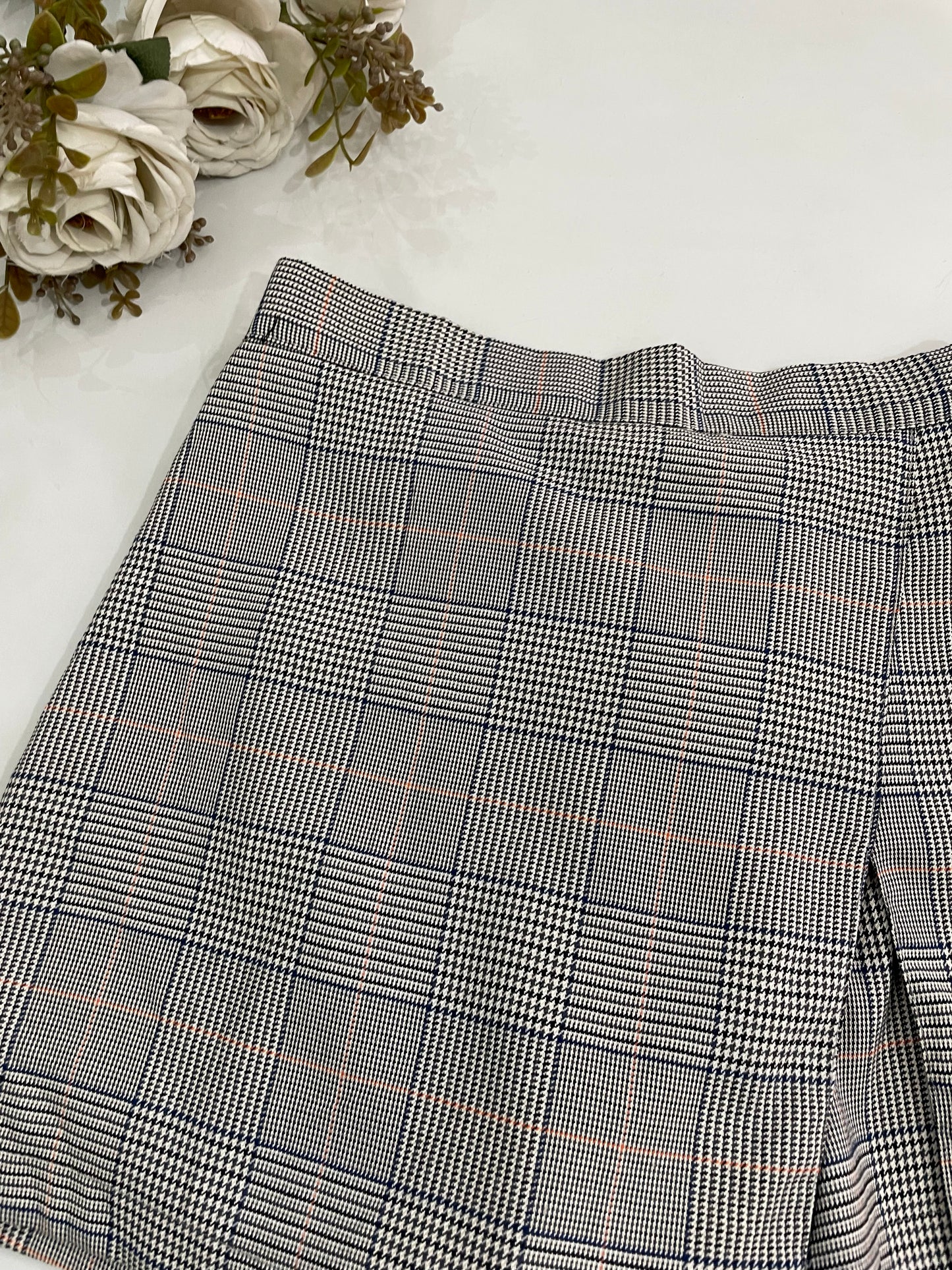 New Tagged Skort-Waist 24 to 26