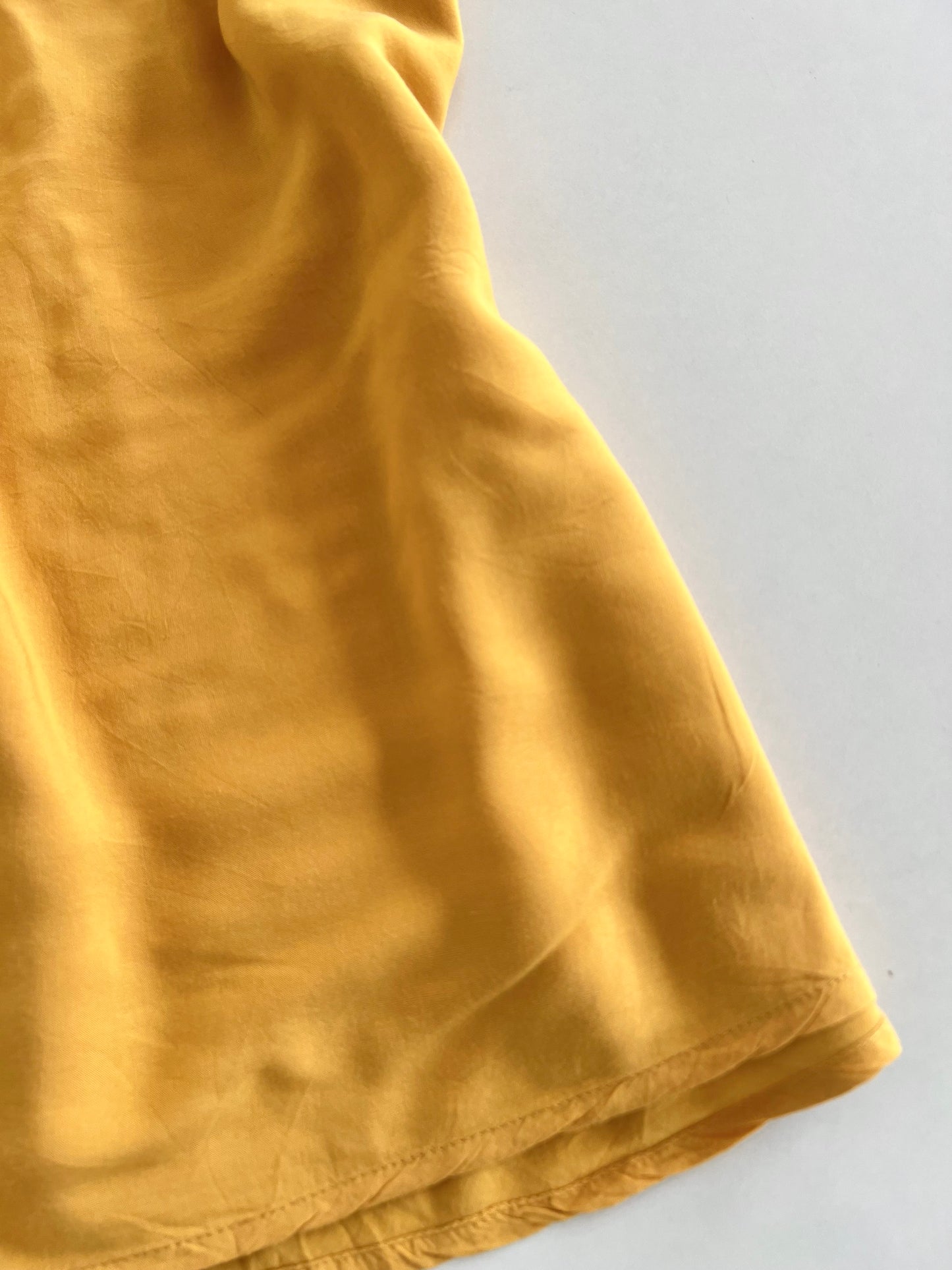 Mustard Top-Bust 44