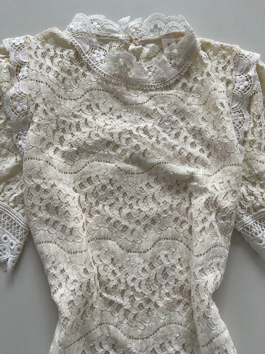 Vintage Lace Dress-Bust 38