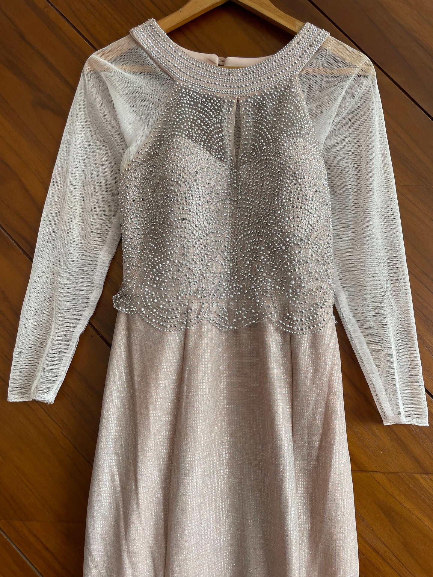 Peack Embellished Dress-Bust 34