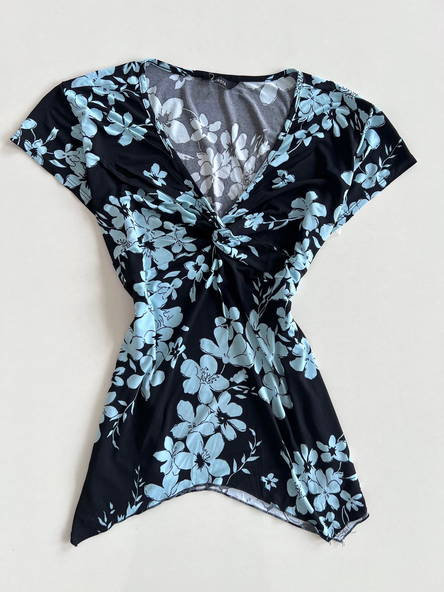 Mariposa Top-Bust 42 to 44