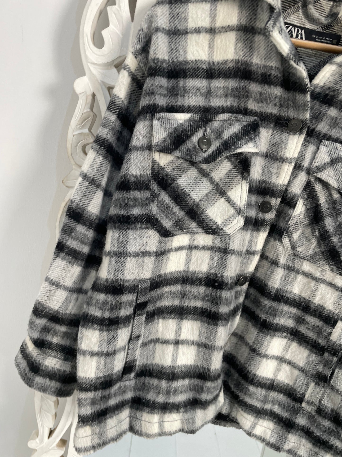 Zara Super Thick Warm Shacket-Chest 48 (S)