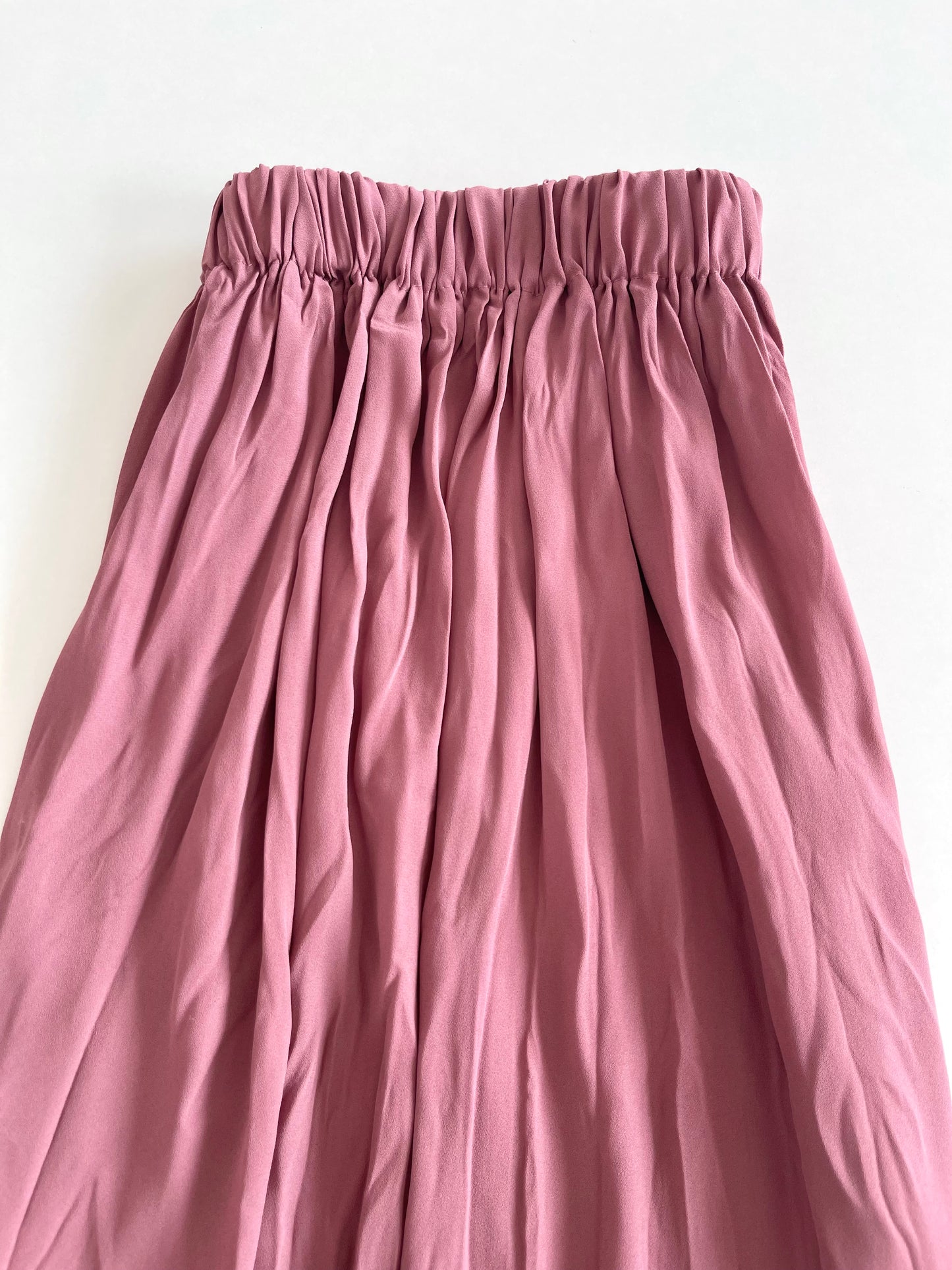 Flat White Skirt-Waist  26 to 34