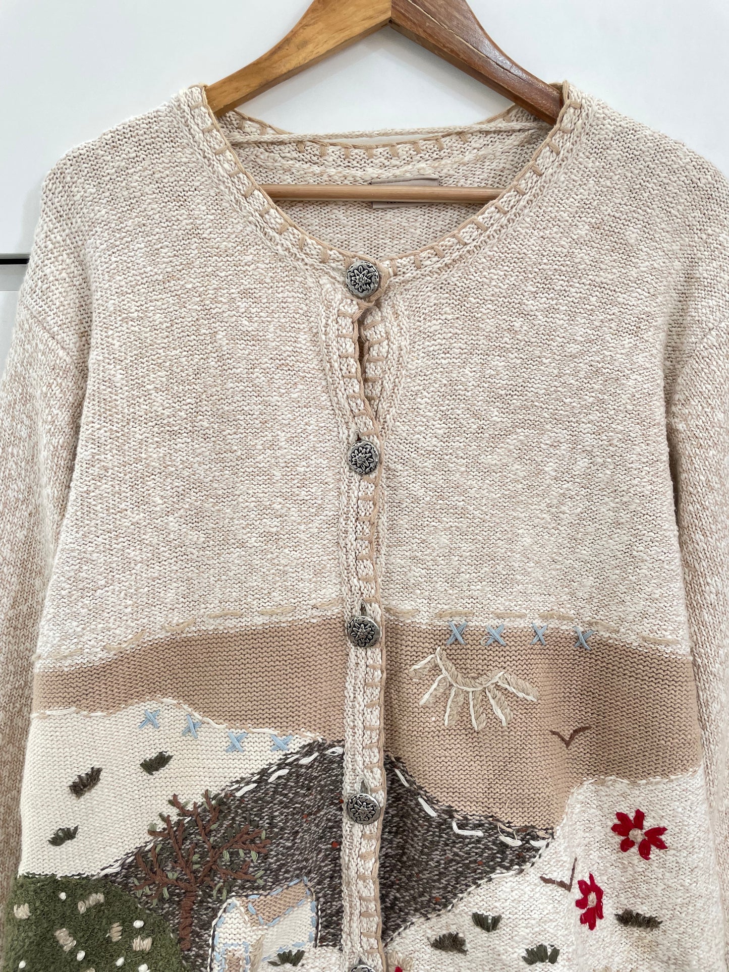Landhaus Embroidered Vintage Sweater-Bust 46