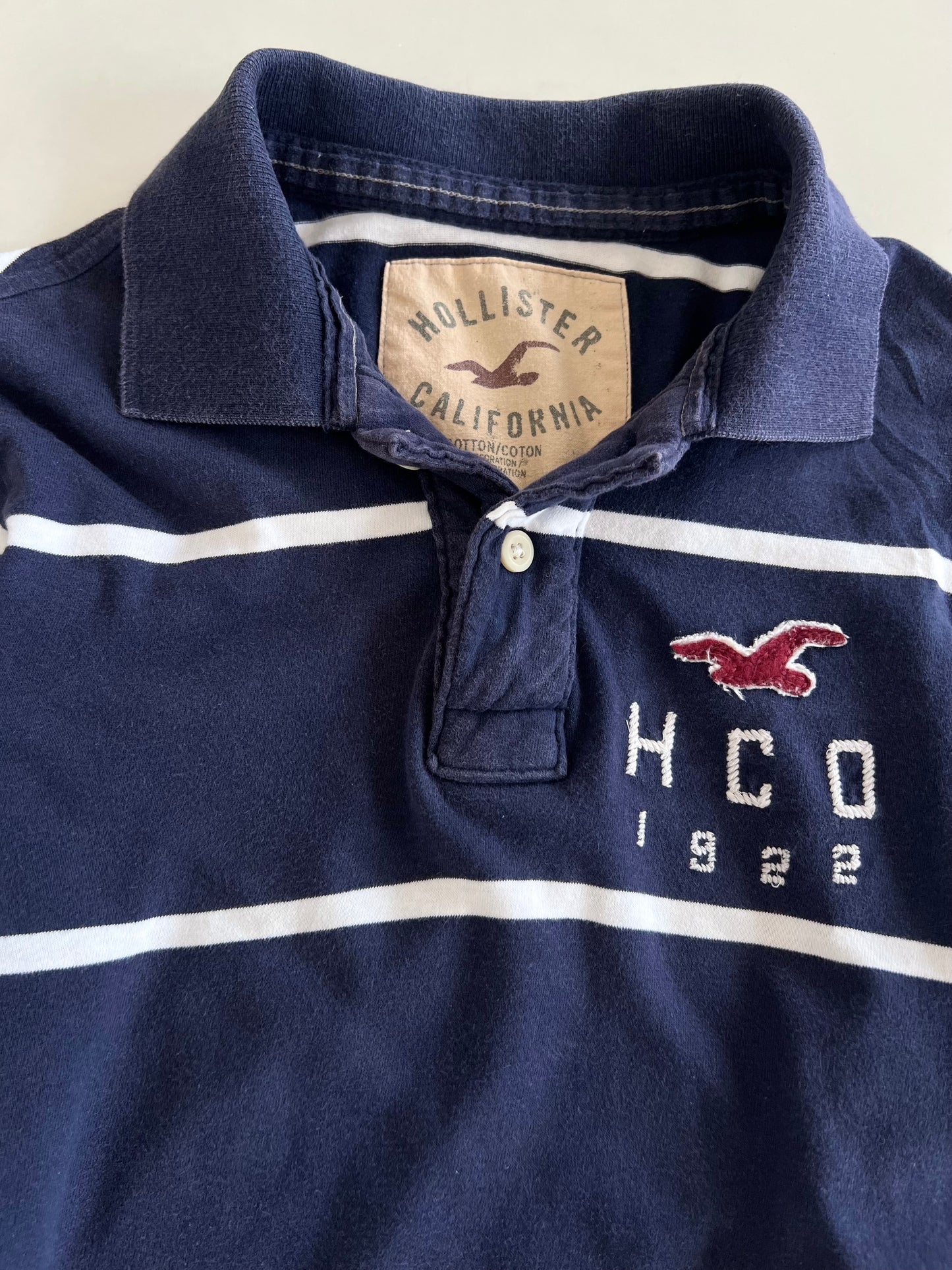 Hollister Vintage T-Shirt-Bust 40 to 42