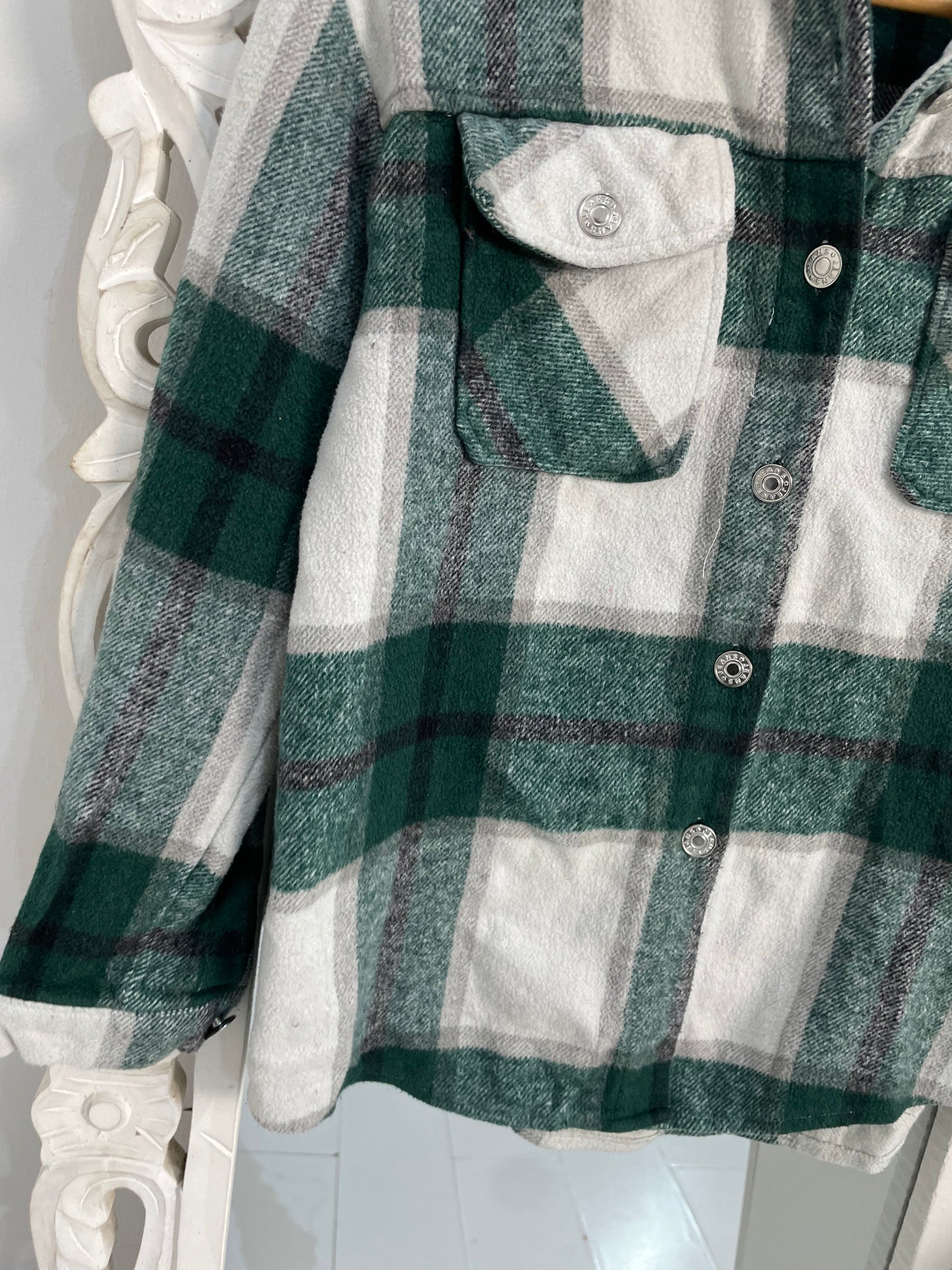 Super Thick Shacket-Chest 32