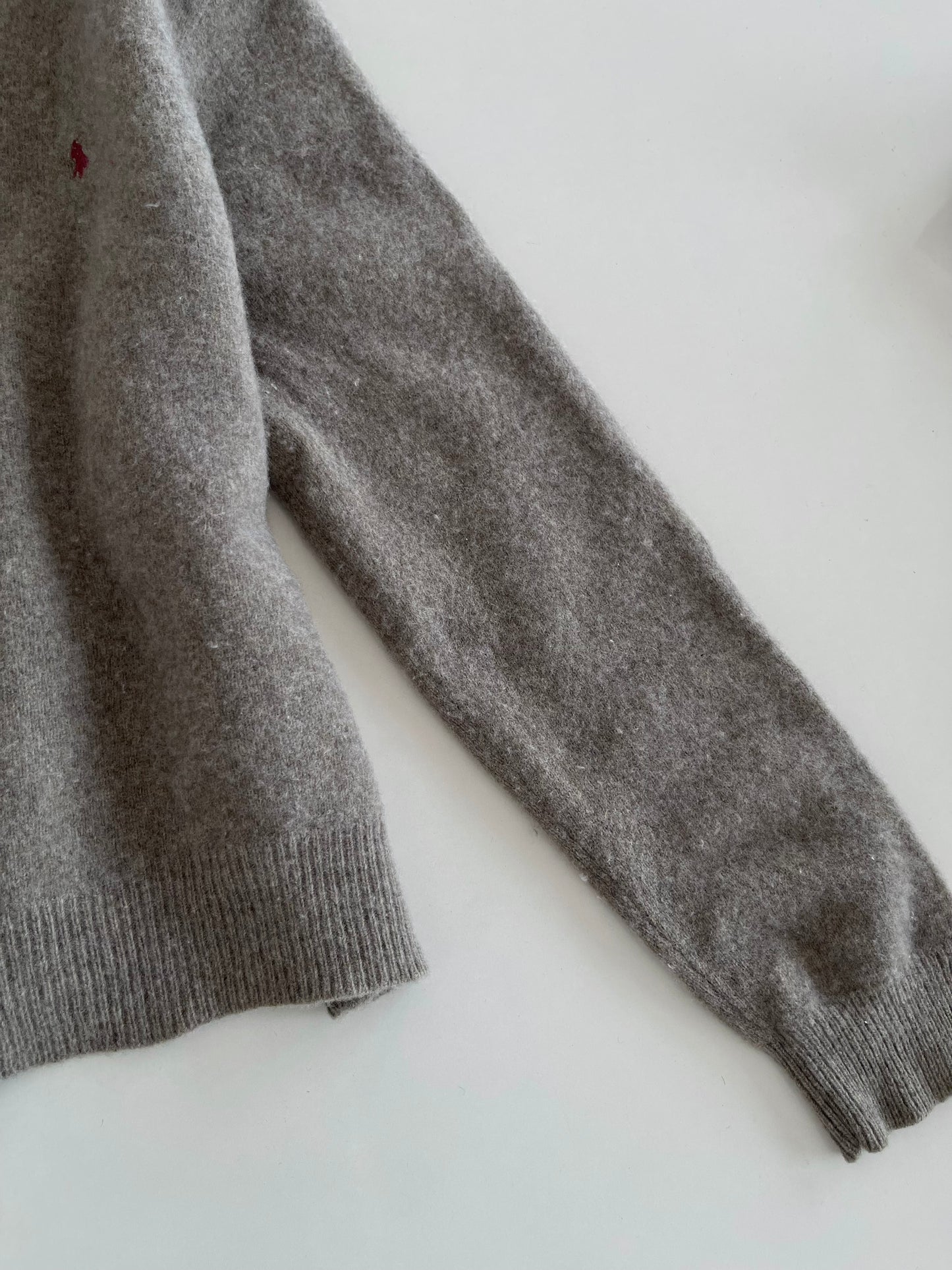 Ralph Lauren 100% Lambs Wool Vintage Sweater-Bust 42 to 44