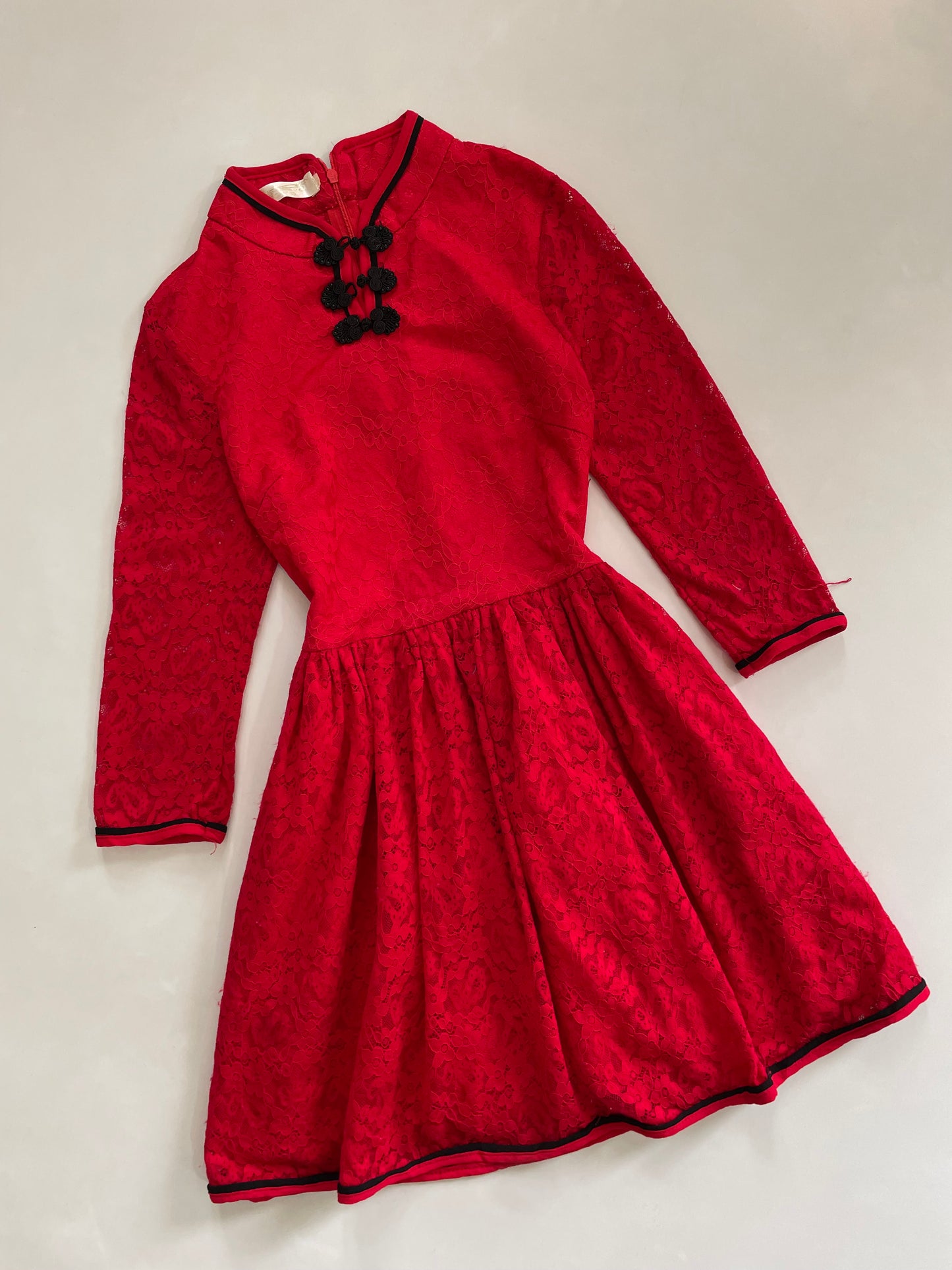 Dress-Bust 30
