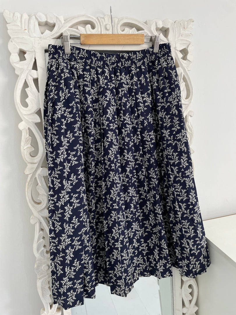 Skirt-Waist 34 to 36