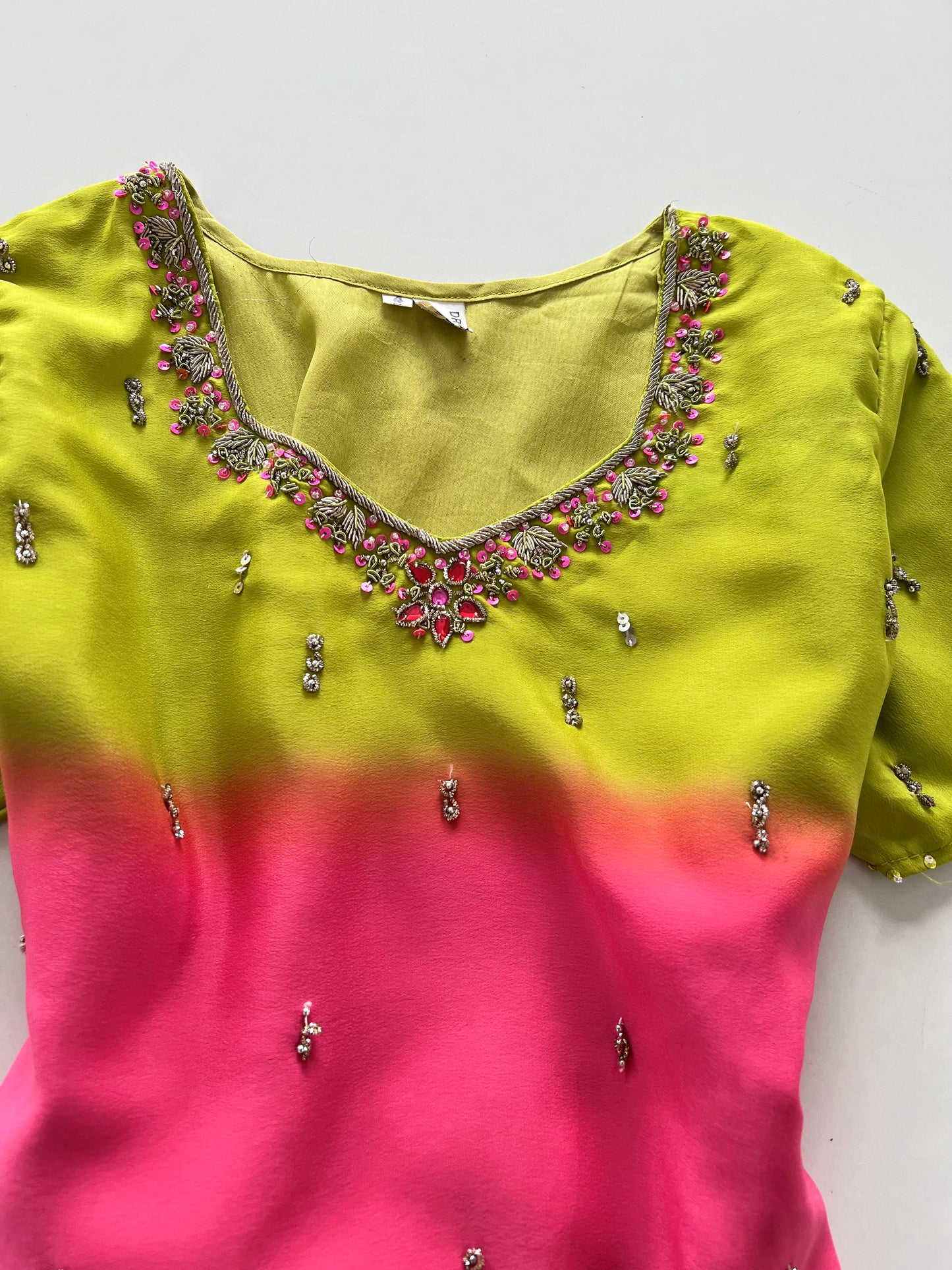 Embroidered Vintage Top-Bust 36