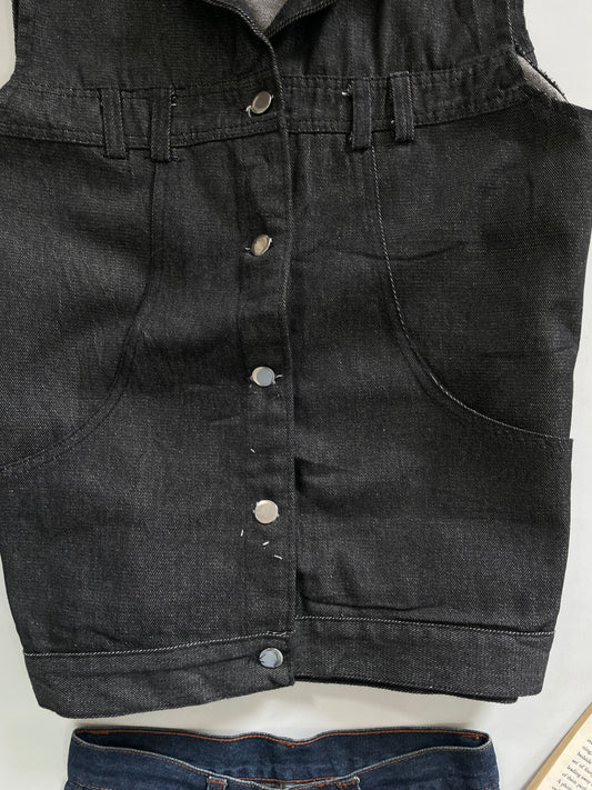 Denim Vest-Bust 42