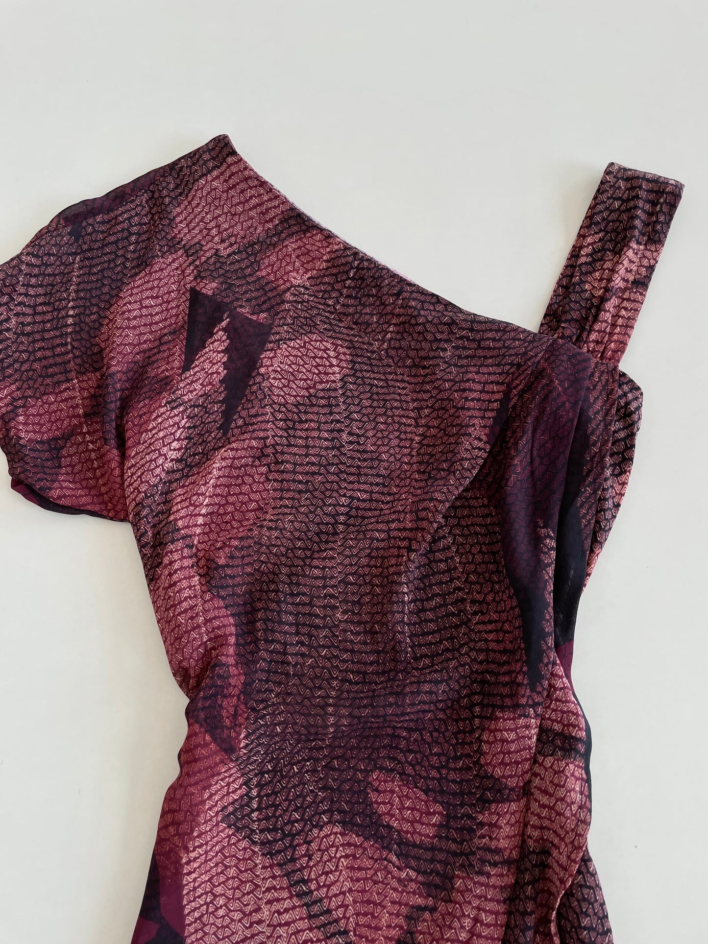 Le Chateau Vintage Asymmetric Top-Bust 32 to 36