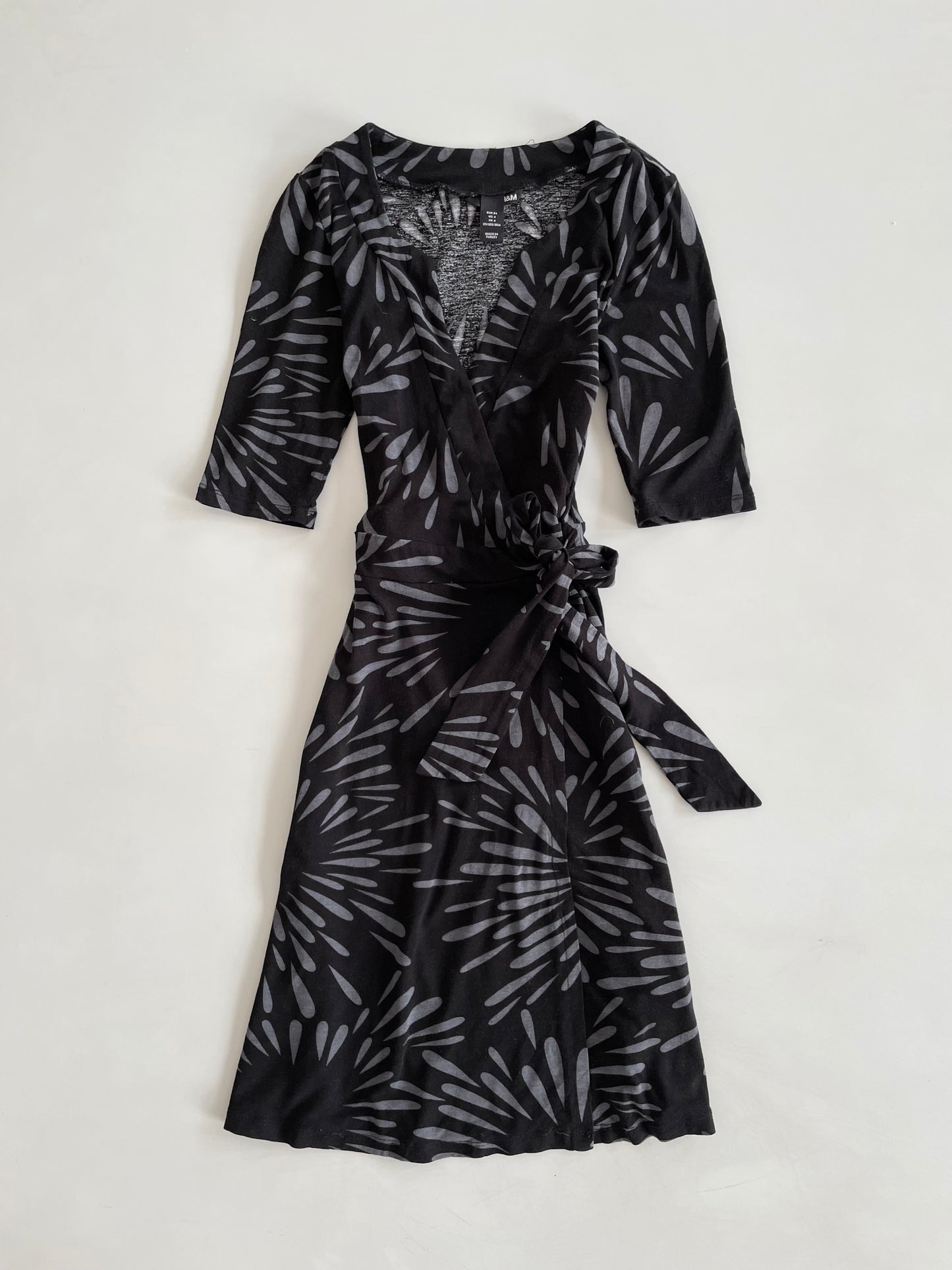 H&M Dress- Bust 30 to 32