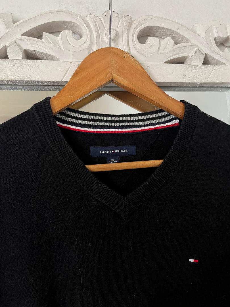 Vintage Tommy Hilfiger Sweater-Chest 46