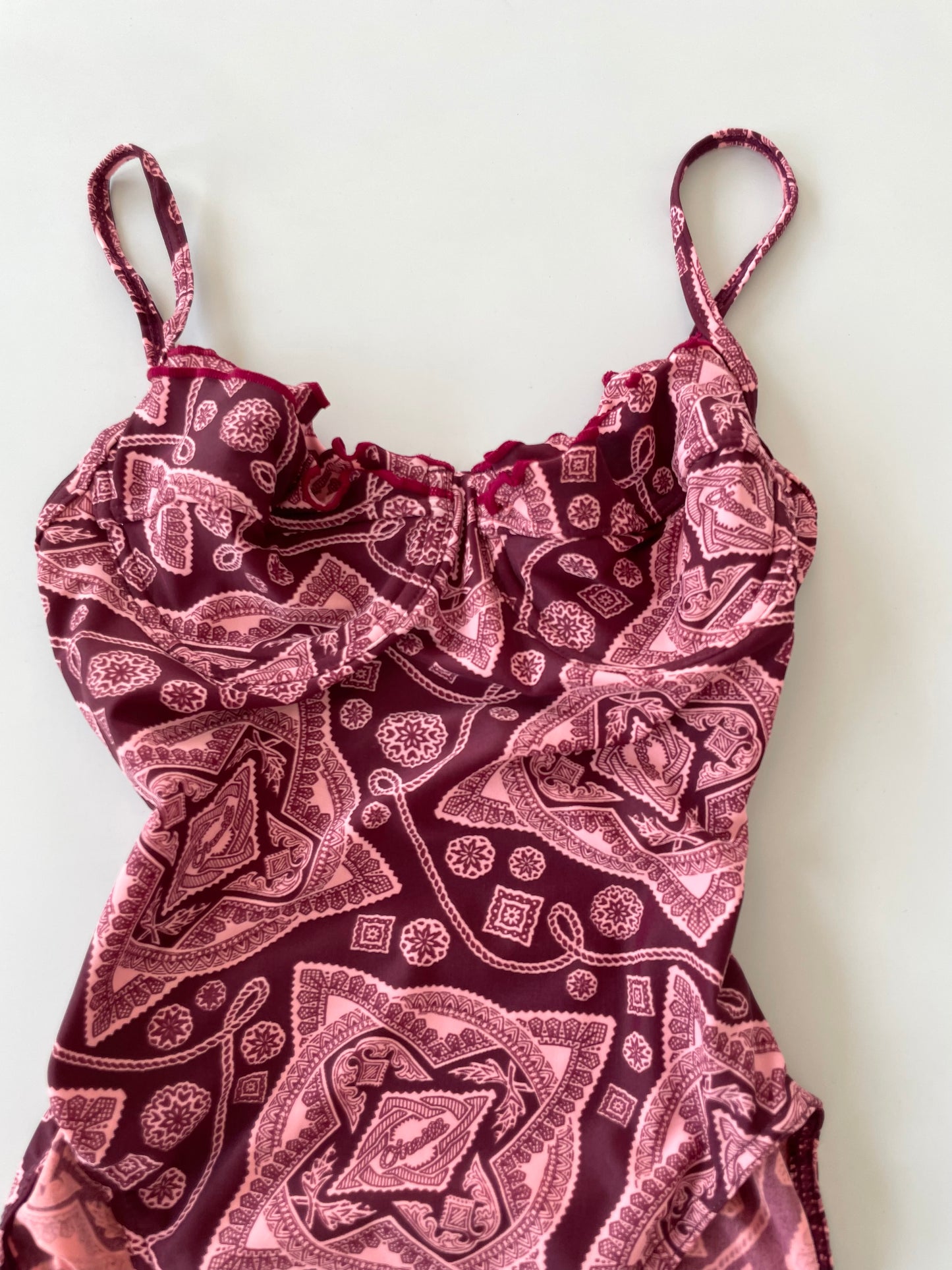 Monokini-Bust 30 to 32