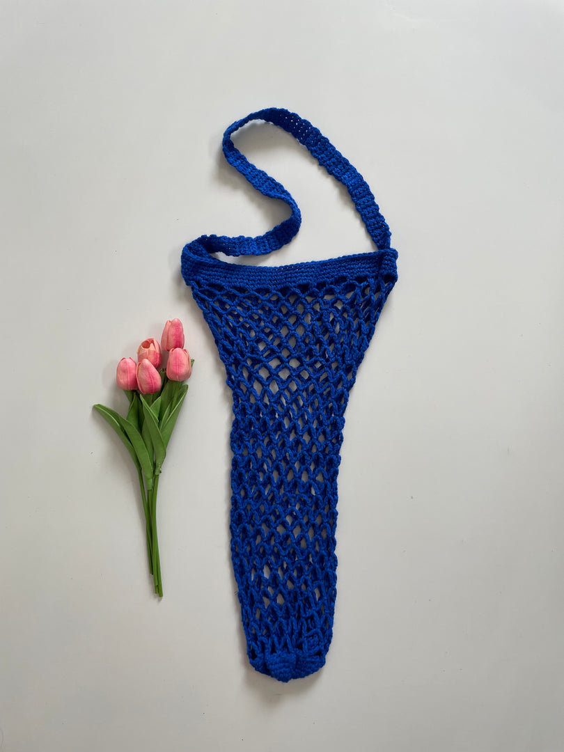 ELECTRIC BLUE CROCHET FISHNET BAG