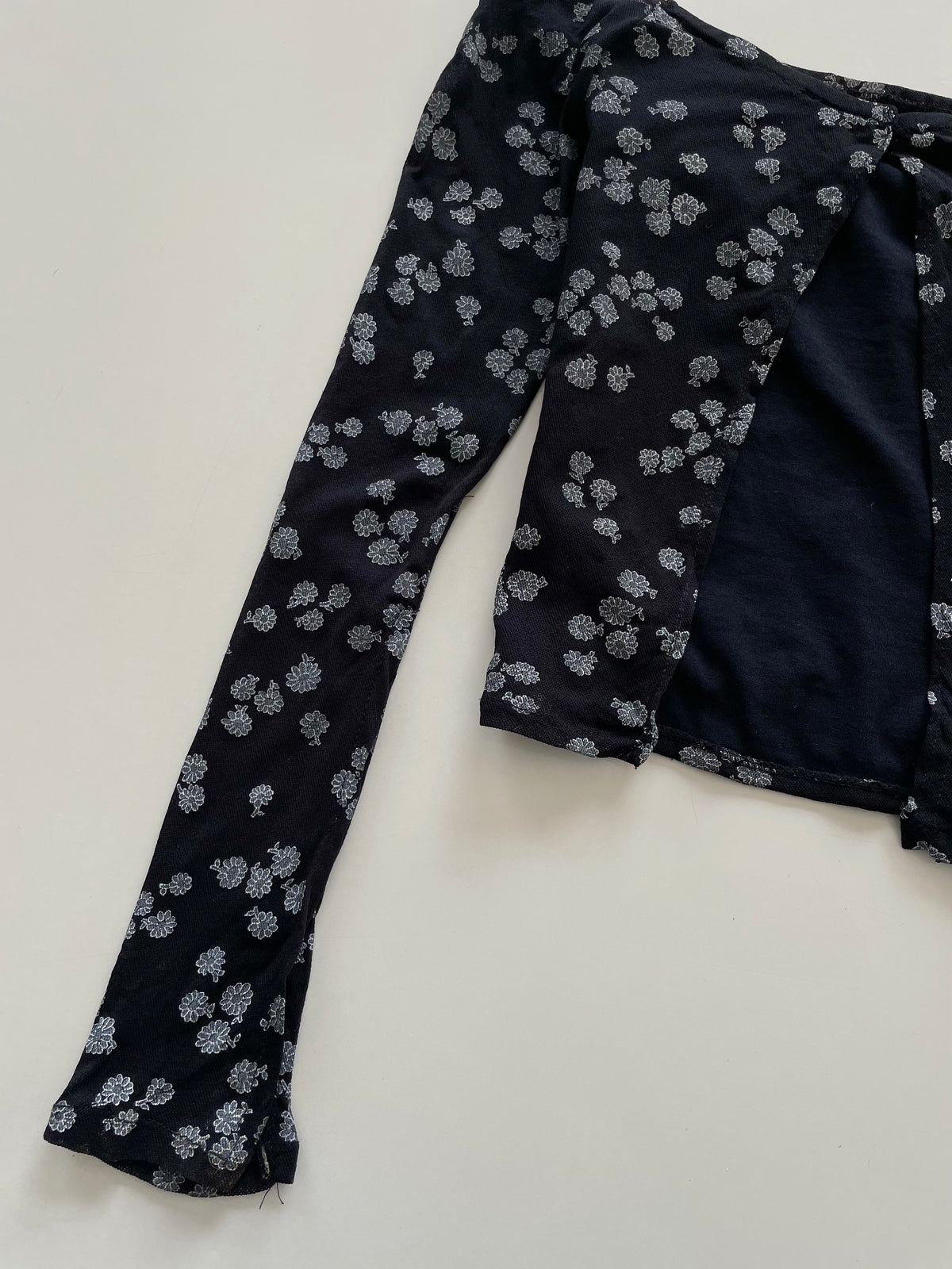 Floral Shrug-Bust 28 to 30