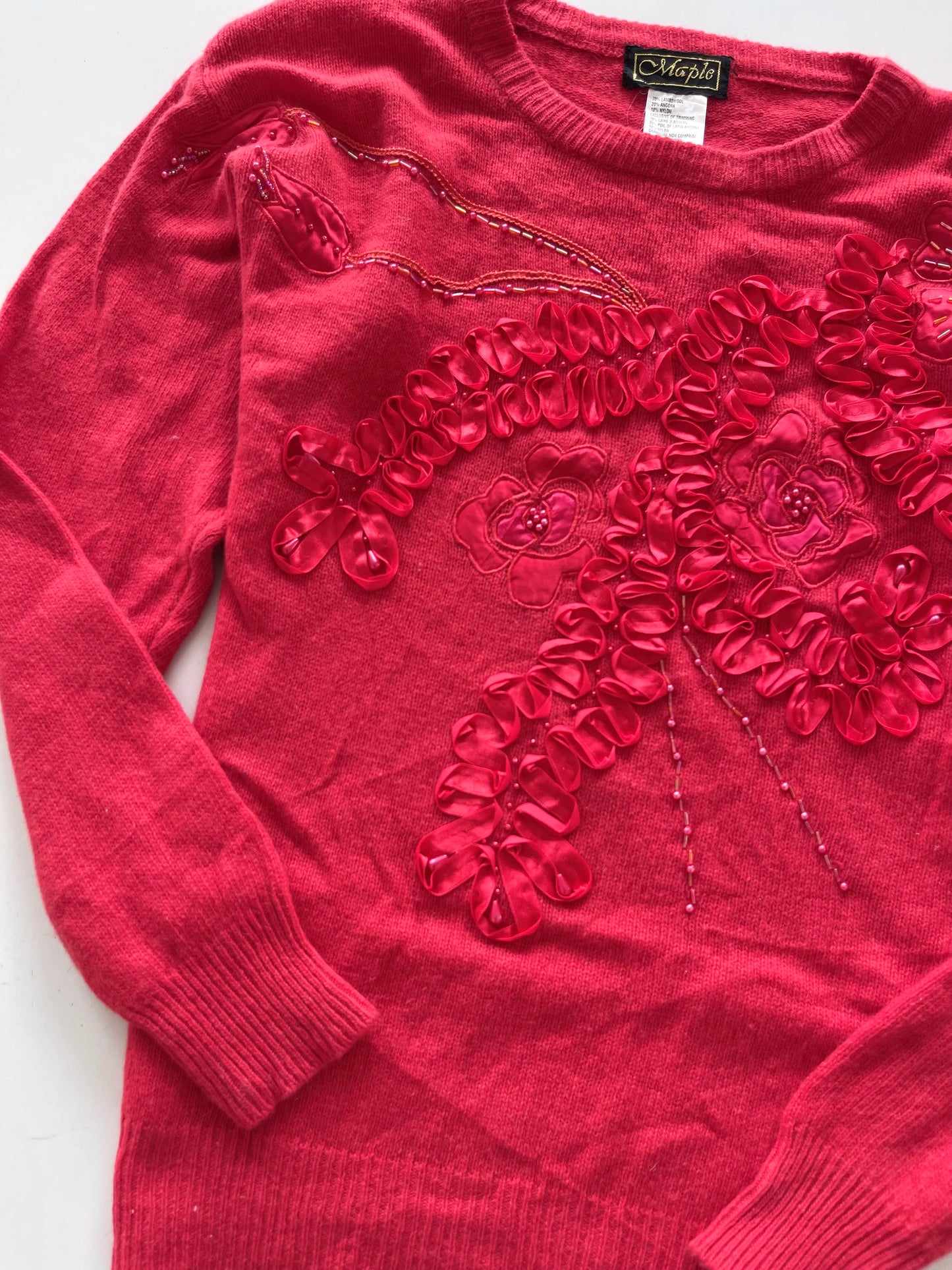Maple Embroidered Vintage Sweater-Bust 40