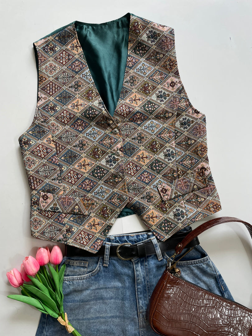 Jacquard Waistcoat-Bust 40