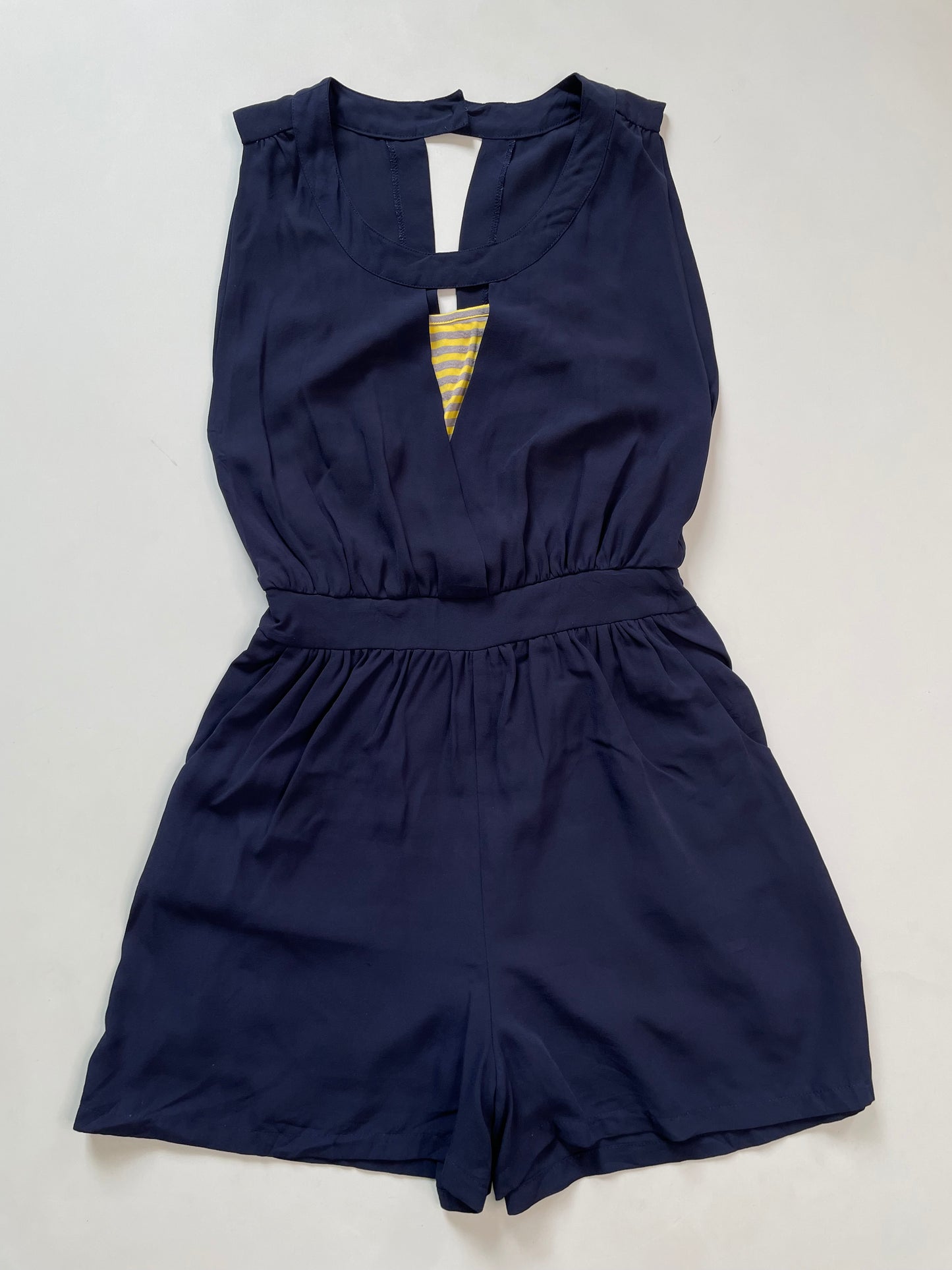 Romper-Bust 34