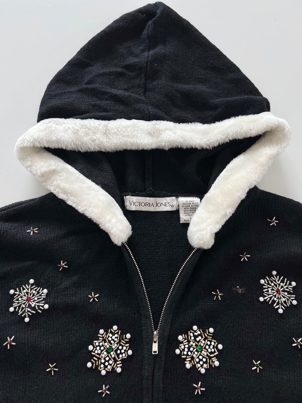 Victoria Jones Embroidered Christmas Zipper Sweater-Bust 48