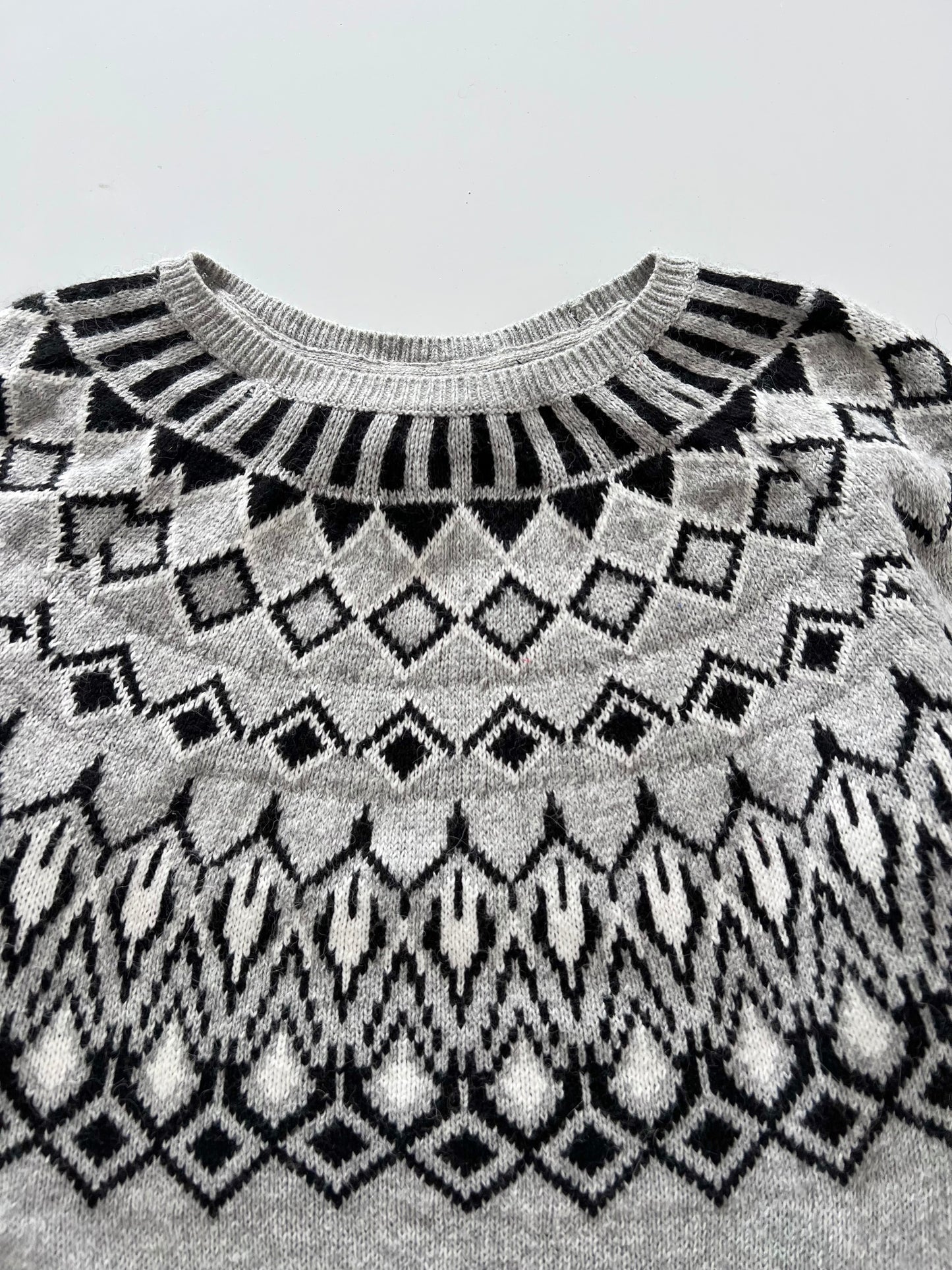 Label of Graded Goods Embroidered Sweater-Bust 34