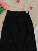 Load image into Gallery viewer, Cozy Warm Skirt - Waist 26 to 30
