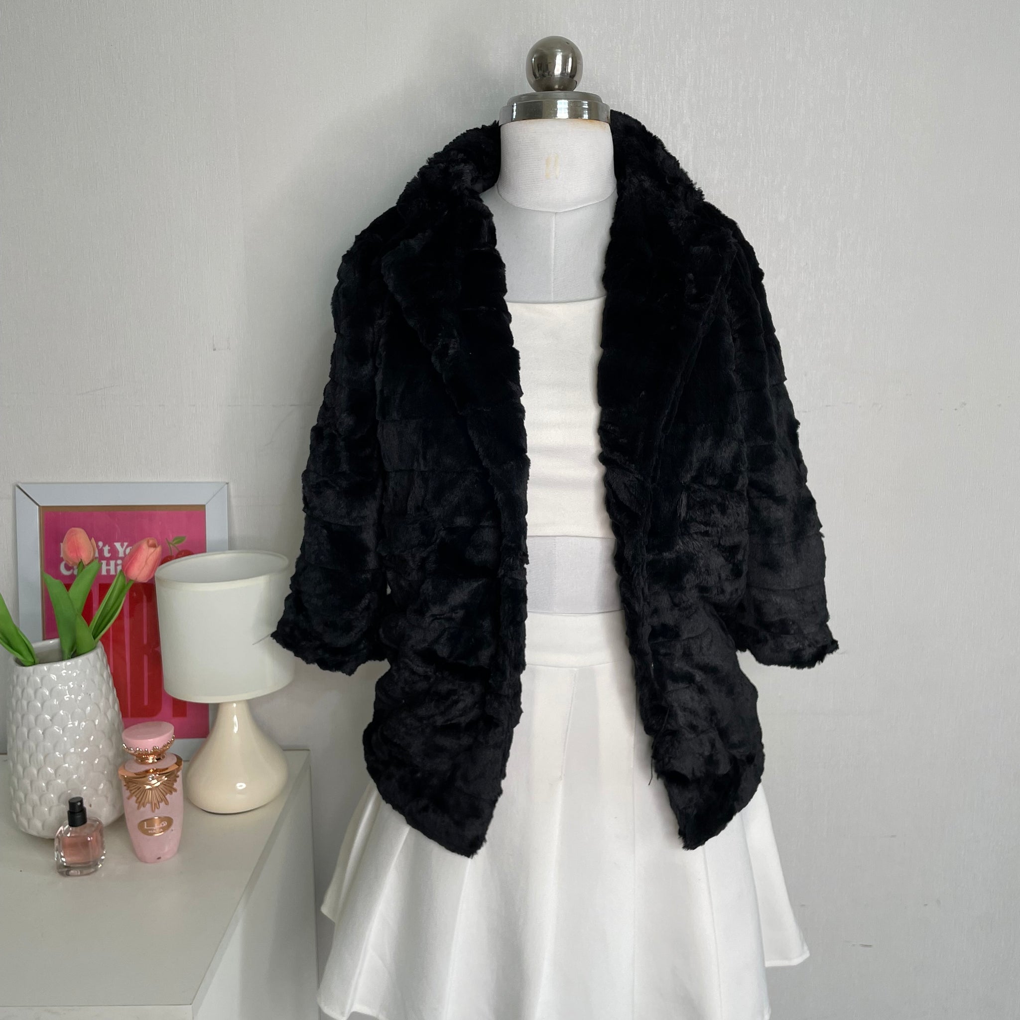 URBAN SHOW FUR COAT - BUST 34