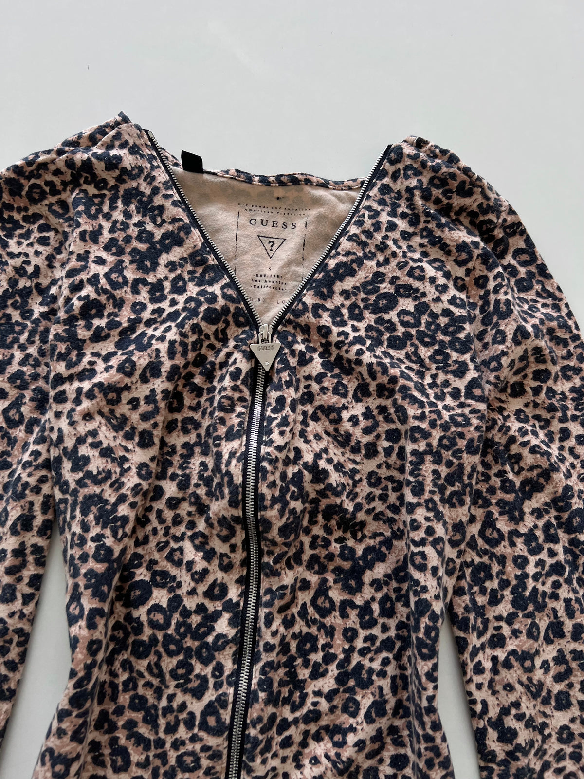 Guess Vintage Zip Up Top-Bust 34 to 36