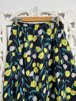 Load image into Gallery viewer, Skirt-Waist 26 to 30
