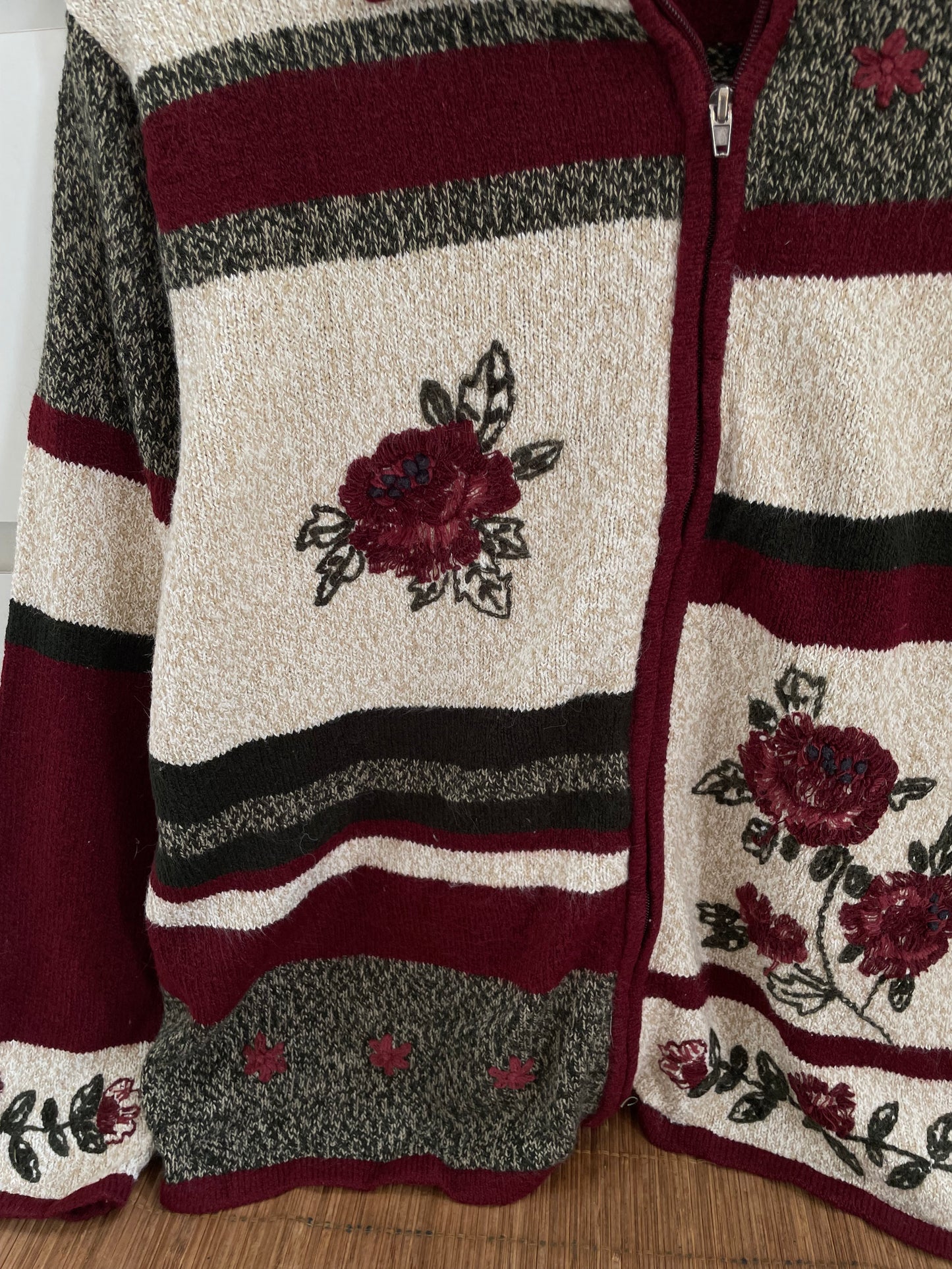 Tanjay Embroidered Vintage Sweater-Bust 42