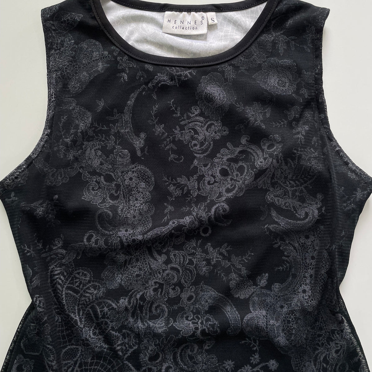 Hennes Collection Top-Bust 30 to 32 – Outdated