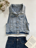 Load image into Gallery viewer, Denim Vest-Bust 32