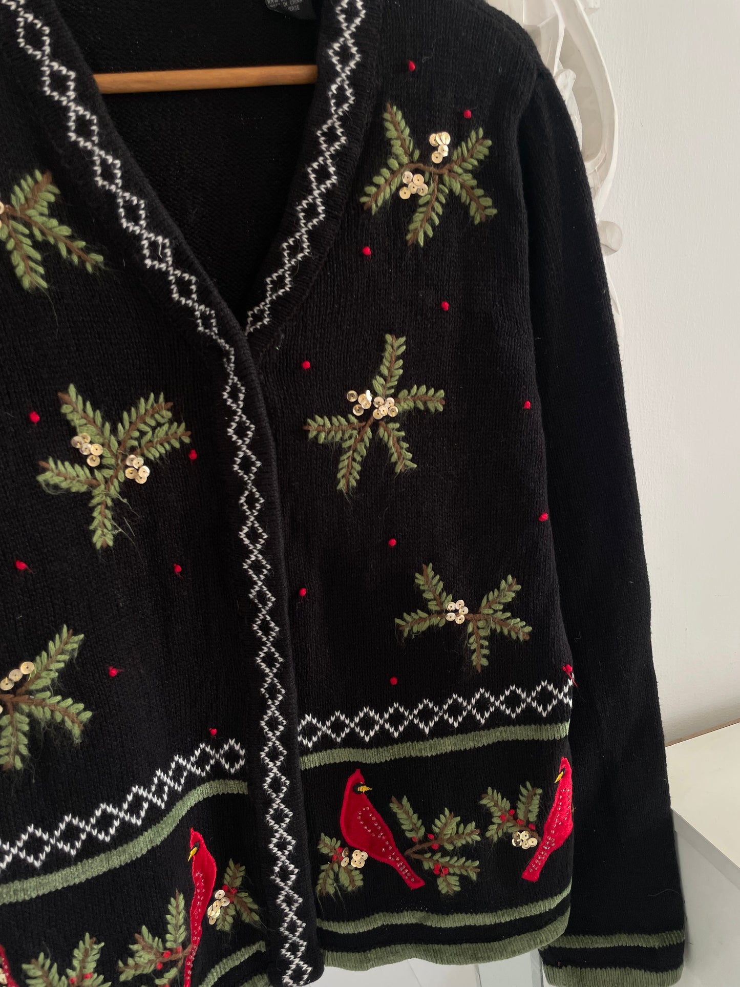 Embroidered Vintage Sweater-Bust 42