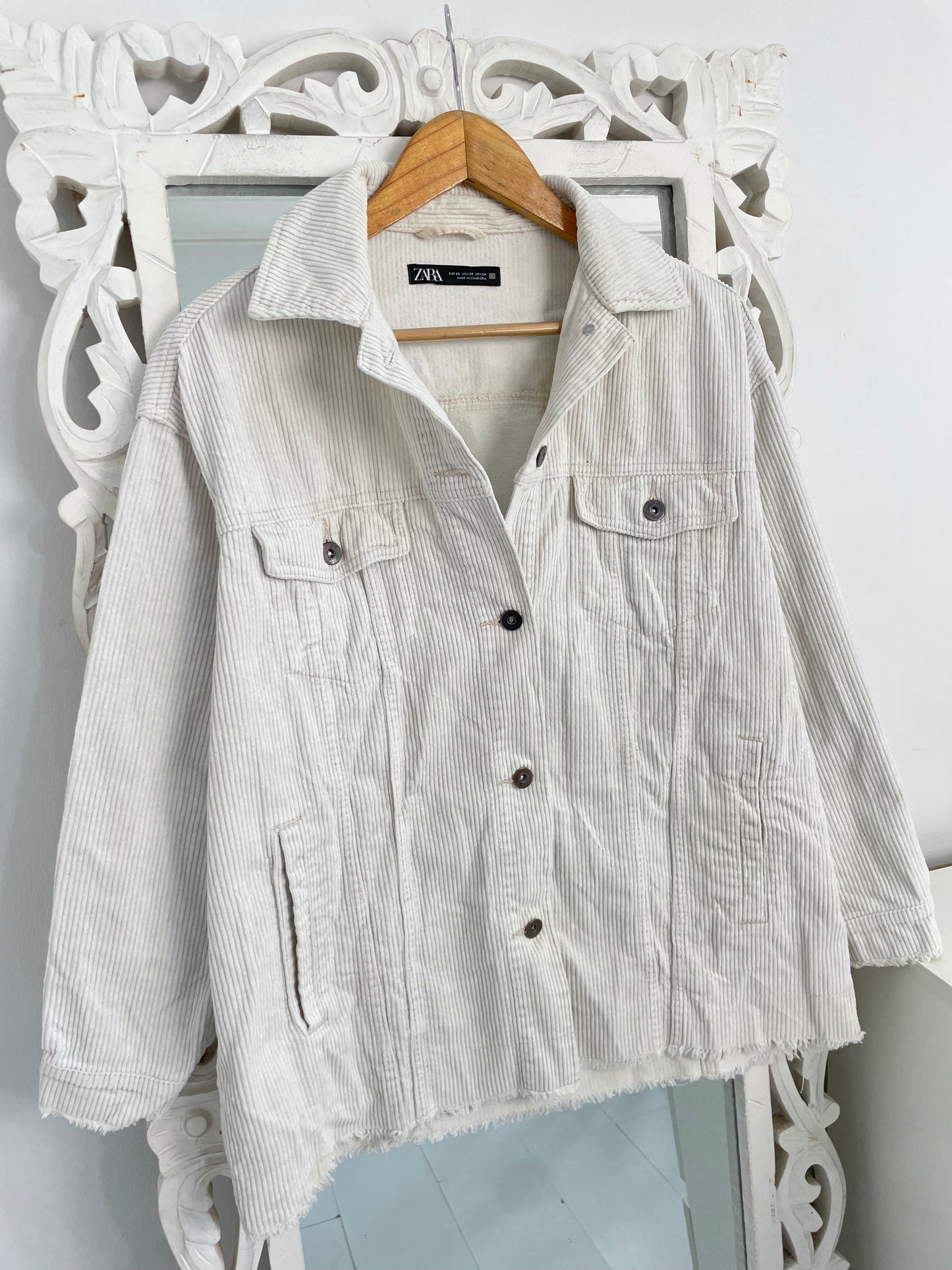 Zara Corduroy Shacket-Bust 50 (tagged XS)