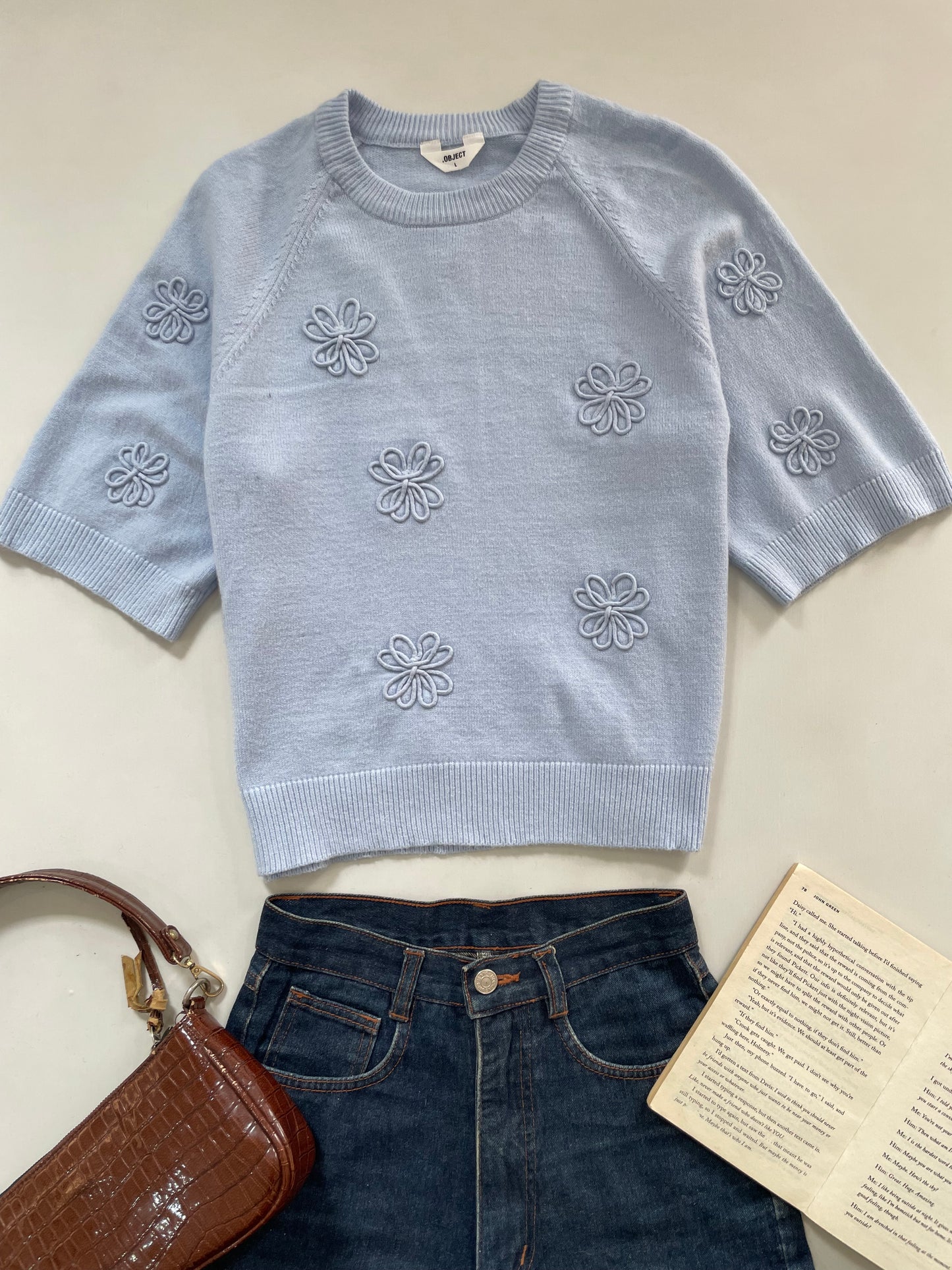 Embroidered Sweater Vest-Bust 40