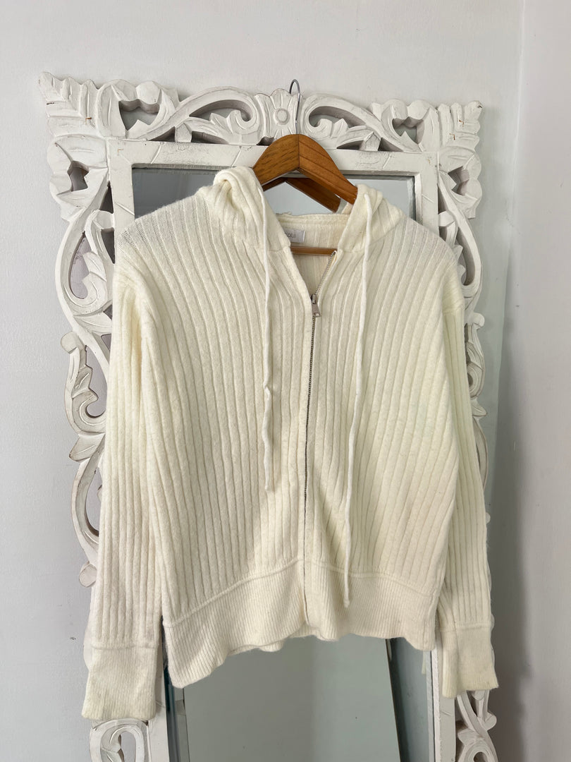 Zipper Sweater-Bust 42