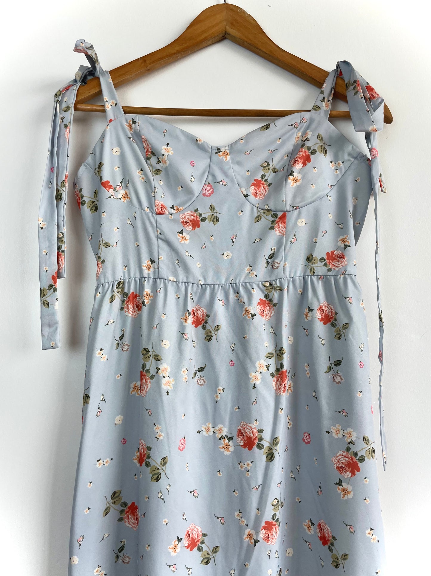 Floral Tie Up Dress-Bust 34