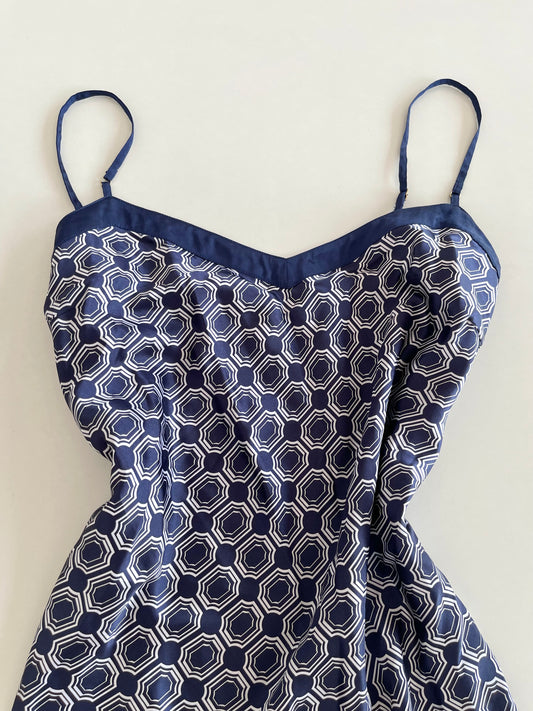 Old Navy Top-Bust 42