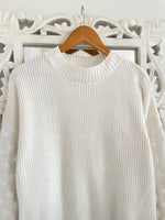 Load image into Gallery viewer, Chunky Soft Sweater-Chest 42