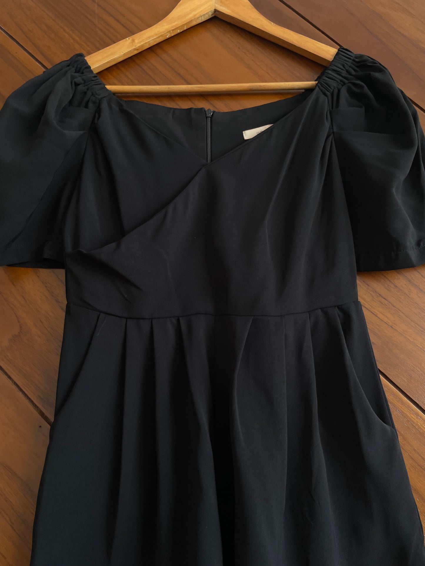 Puff Sleeve Romper-Bust 32