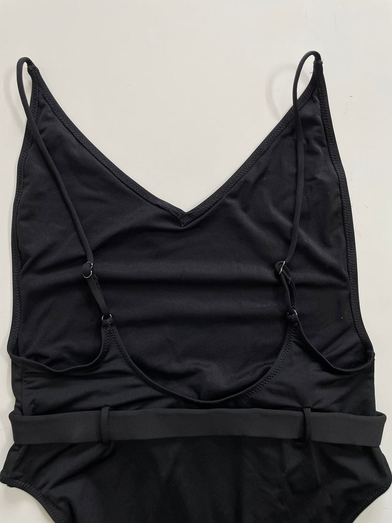 BLACK SWIMSUIT - BUST 30 to 32