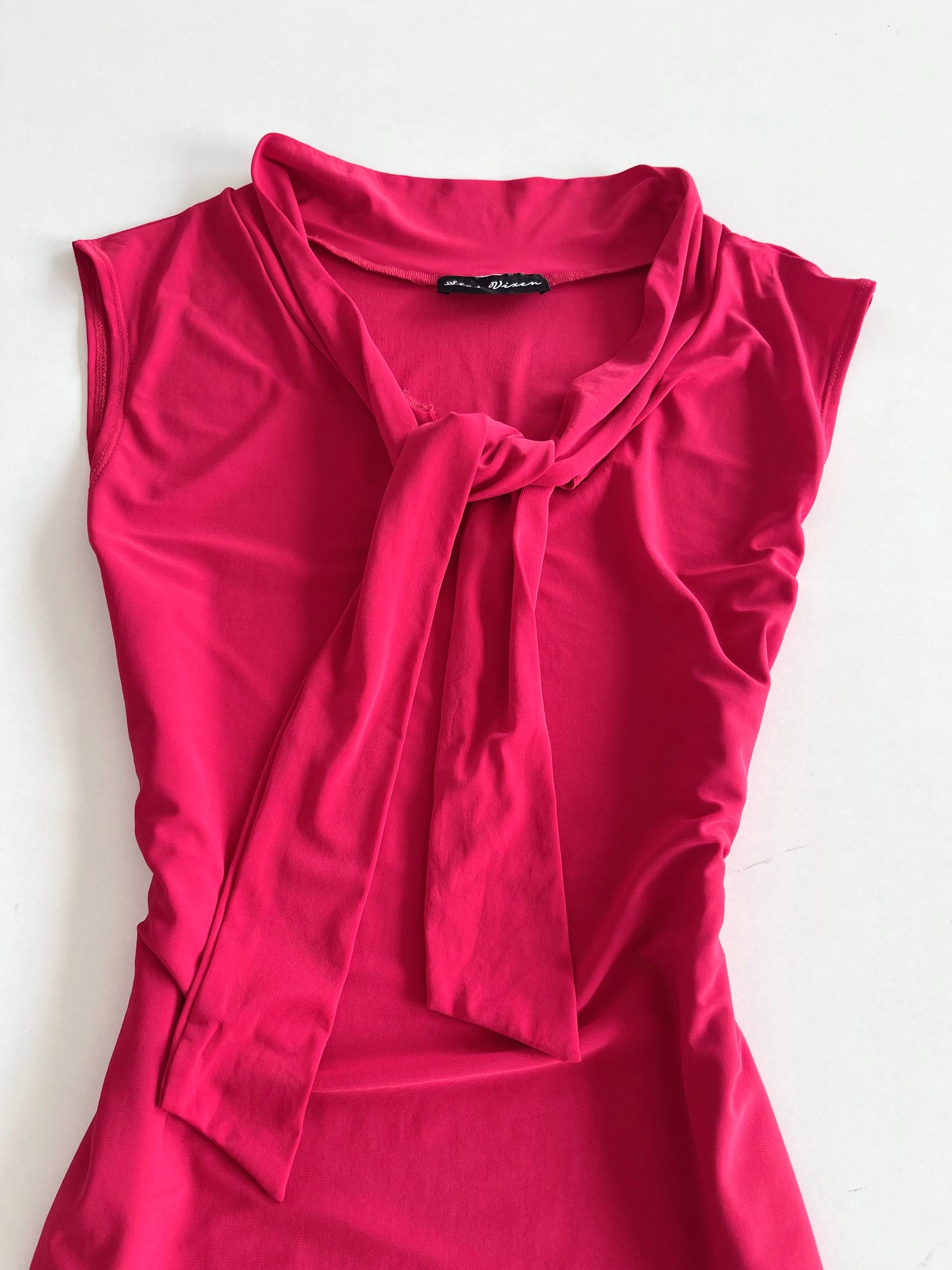 Star Dixen Top-Bust 42 to 44