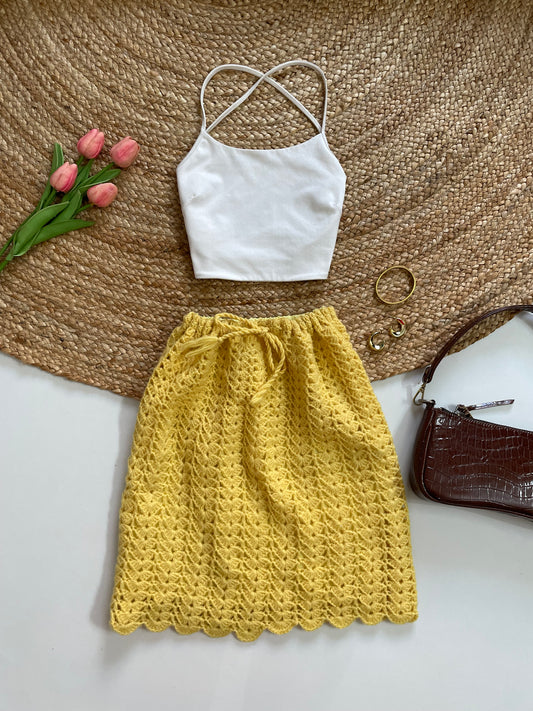 CROCHET KNIT SKIRT - WAIST 24 to 28