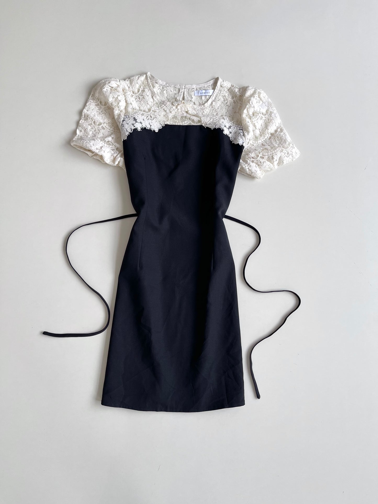 Aixili Lace Dress-Bust 36