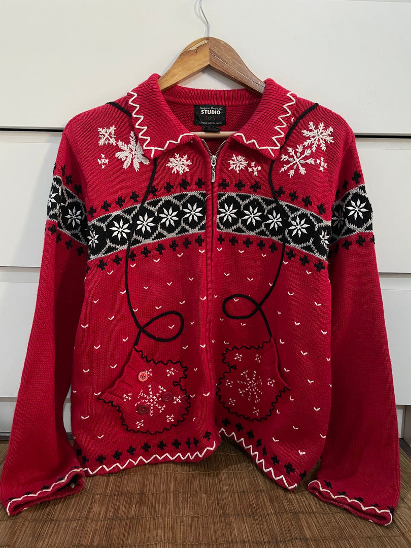 Christmas Sweater-Chest 42