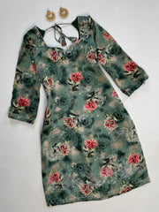 Rhinestone Kurti-Bust 42